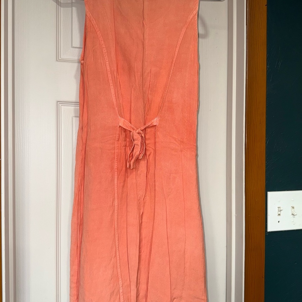 Raya Sun Peach Button-Front Midi Dress - Picture 2 of 4